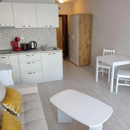 Апартаменты U-Dacha Summer Apartments Destination Bulgaria 2000 *