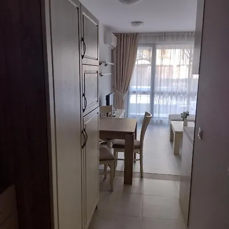 Апартаменты U-Dacha Summer Apartments Destination Bulgaria 2000 Солнечный берег