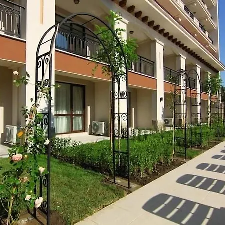 公寓 U-Dacha Summer Apartments Destination Bulgaria 2000 *